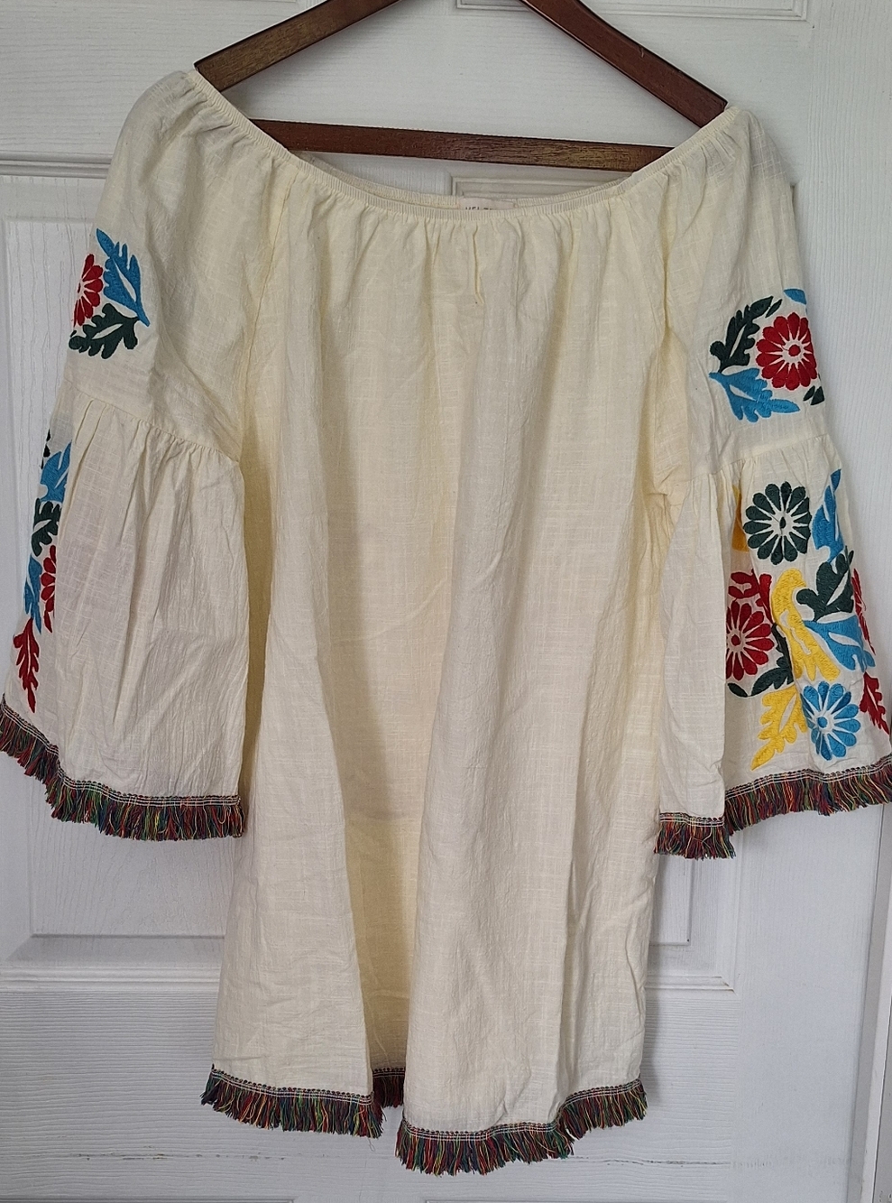 Velzera Embroidered Bird Boho Top Womens Size L Off Shoulder Fringe Nwot